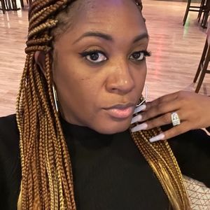 Meet your Posher, Posh